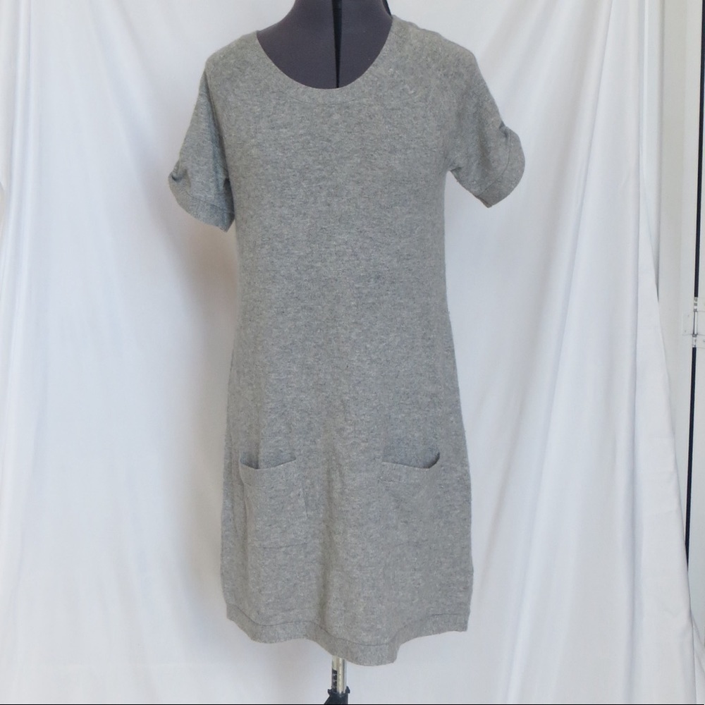 🗣LAST CHANCE🗣 Size M Theory 100% Cashmere Gray Sweater Dress